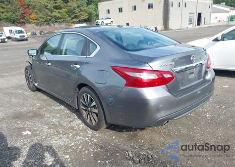 2018 Nissan Altima 2.5 Sv z USA, uszkodzony, nr VIN 1N4AL3AP2JC242142
